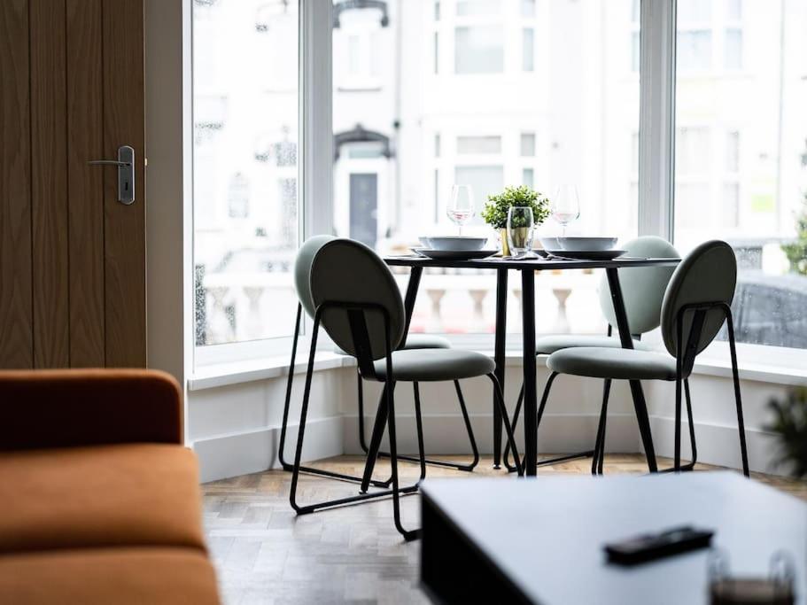 Isaacs View - Ground Floor *